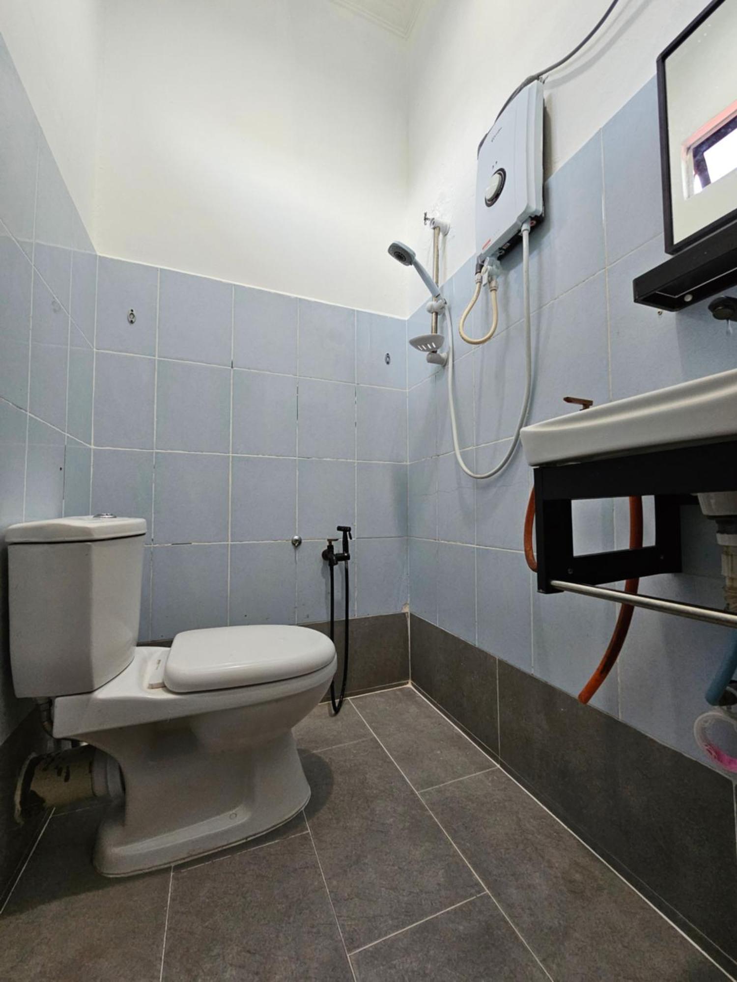 RVH Kuala Terengganu Hotel Bagian luar foto